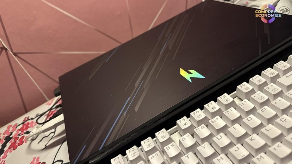 Qual o Part Number (PN) específico do Acer Nitro V15 que deve ser usado para consultar informações técnicas ou comprar peças de reposição?